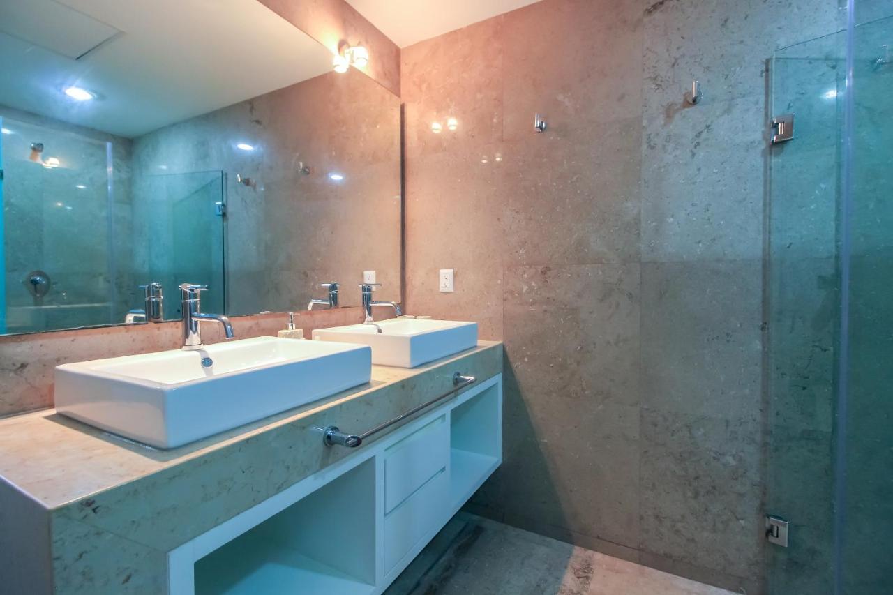 Exceptional 2Story Penthouse With Hot Tub And Rooftop Terrace In Bahia Principe Akumal Eksteriør billede