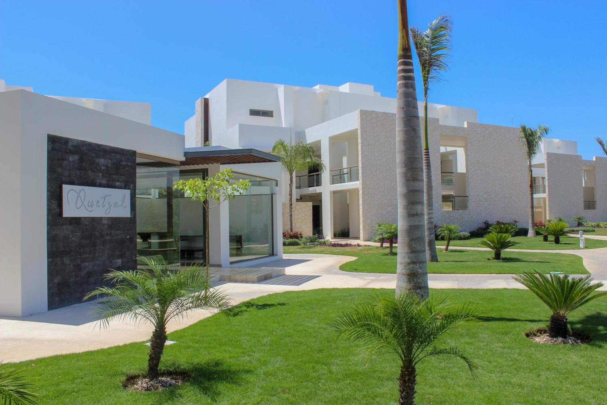 Exceptional 2Story Penthouse With Hot Tub And Rooftop Terrace In Bahia Principe Akumal Eksteriør billede